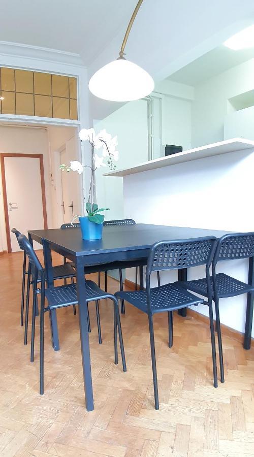 The Grand Apartment. Center Of Antwerpen Buitenkant foto